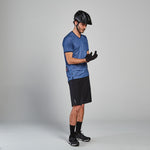 Product thumbnail 3 of 9